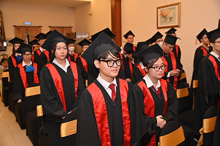 Saigontourist tổ chức lễ tốt nghiệp cho hơn 200 học viên