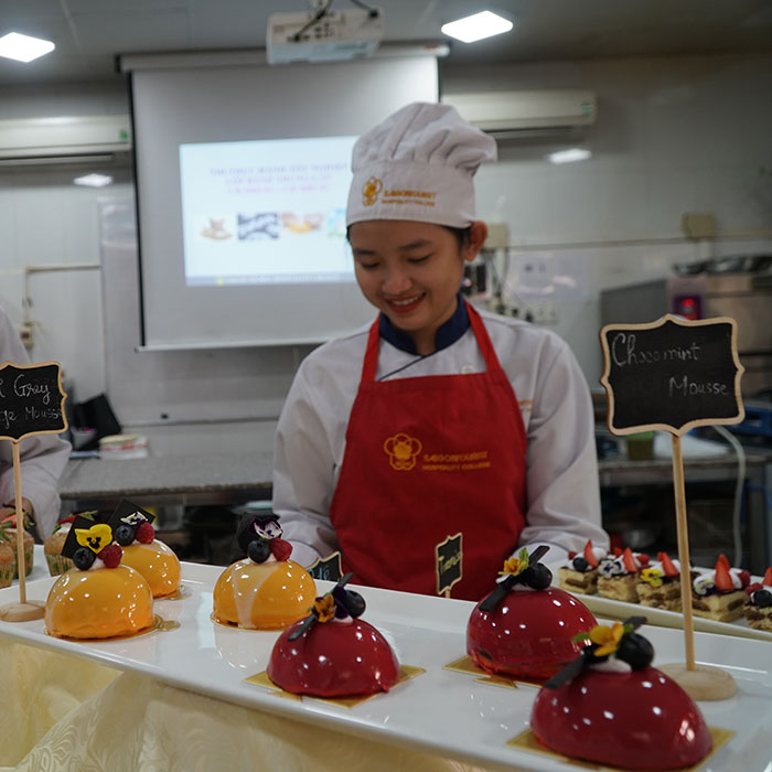 Tại sao nên học khóa học Kỹ thuật làm Bánh Âu tại Trường Saigontourist ?