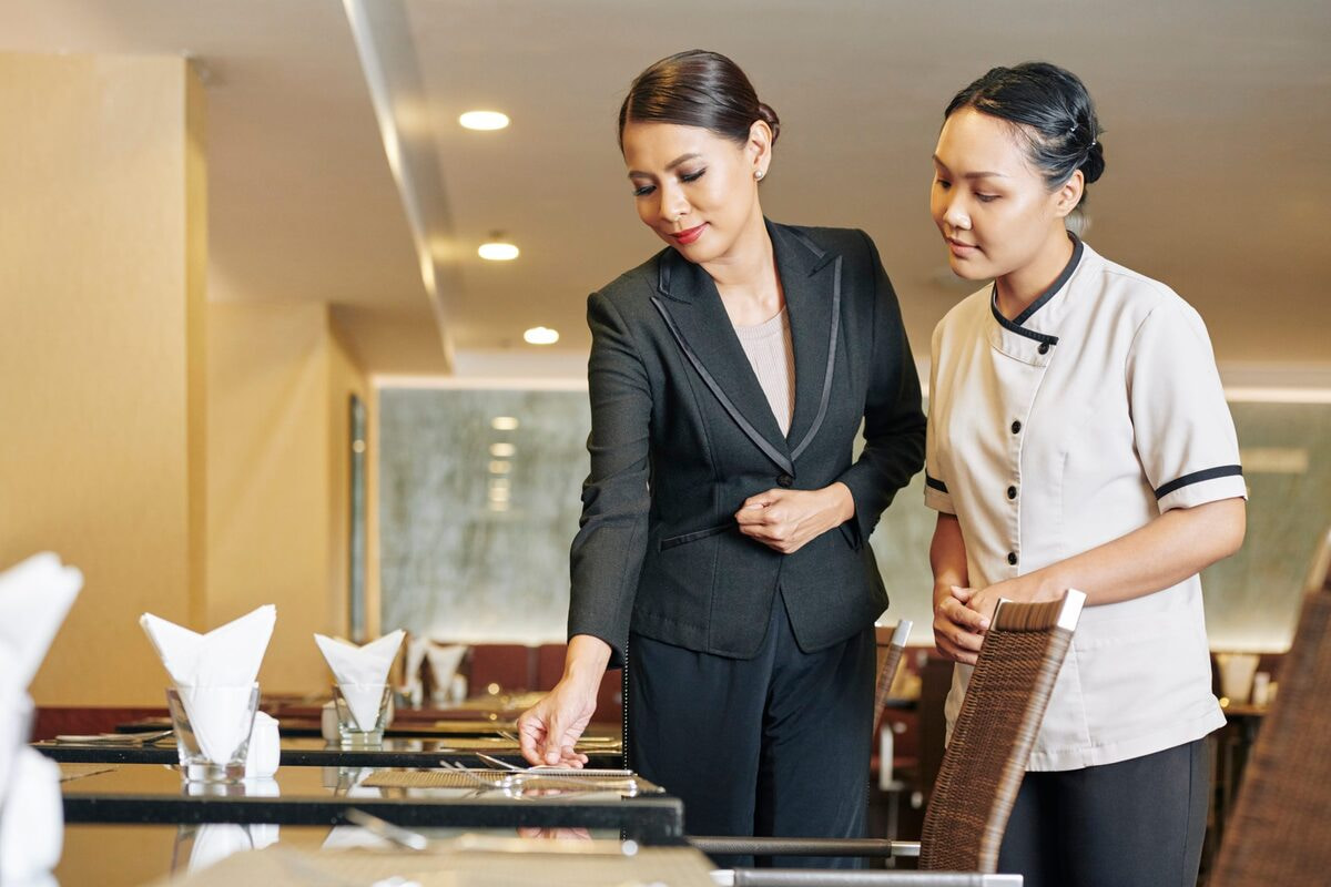 Học ngành quản trị khách sạn ra trường làm gì