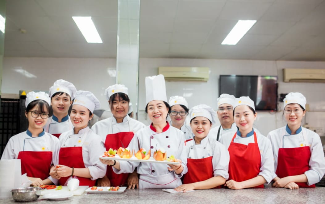 Top 8 địa chỉ dạy nấu món âu uy tín ở Sài Gòn