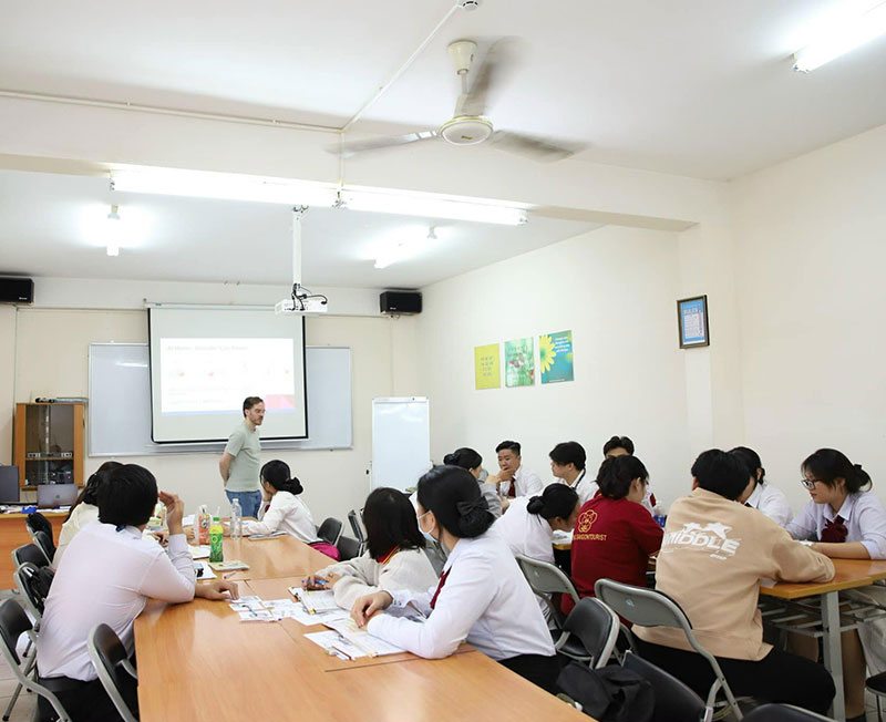 LUYỆN THI IELTS - STAGE 2 (4.0 - 5.5)